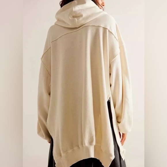 Free People NWT Distressed Hoodie Harbor Fog Ivory Size S - Picture 2 of 6